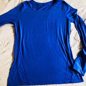 Gap fit long sleeved shirt